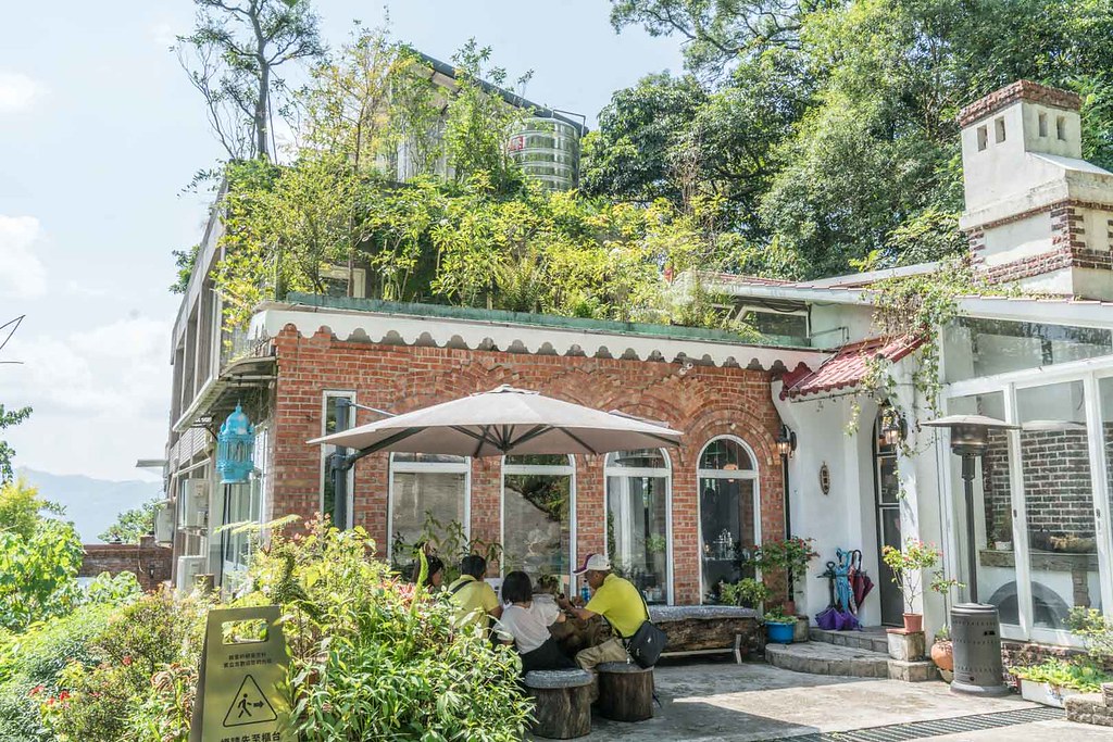 新北秘境｜天空之城 青立方 Greenery Cube Café 景觀餐廳、歐風古堡空間、約會餐廳、隱藏版仙境餐廳、新北小歐洲（111/2月暫停營業） @梅格(Angelababy)享樂日記