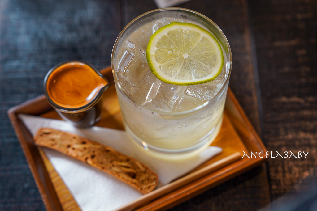 宜蘭礁溪純白希臘風咖啡廳『蒔花 DailyBlossom Cafe & More』菜單、田野間的質感咖啡、提供免費停車 @梅格(Angelababy)享樂日記