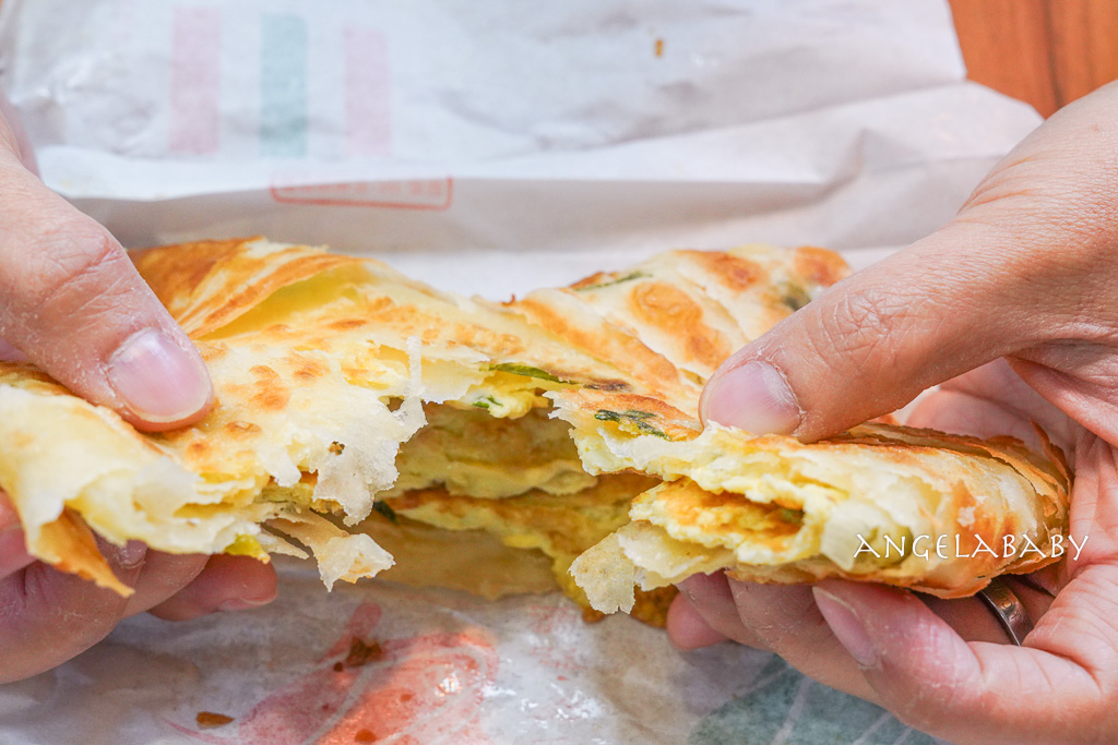 行天宮站美食『喜多士早餐店』純手工揉麵團的酥皮蛋餅 @梅格(Angelababy)享樂日記