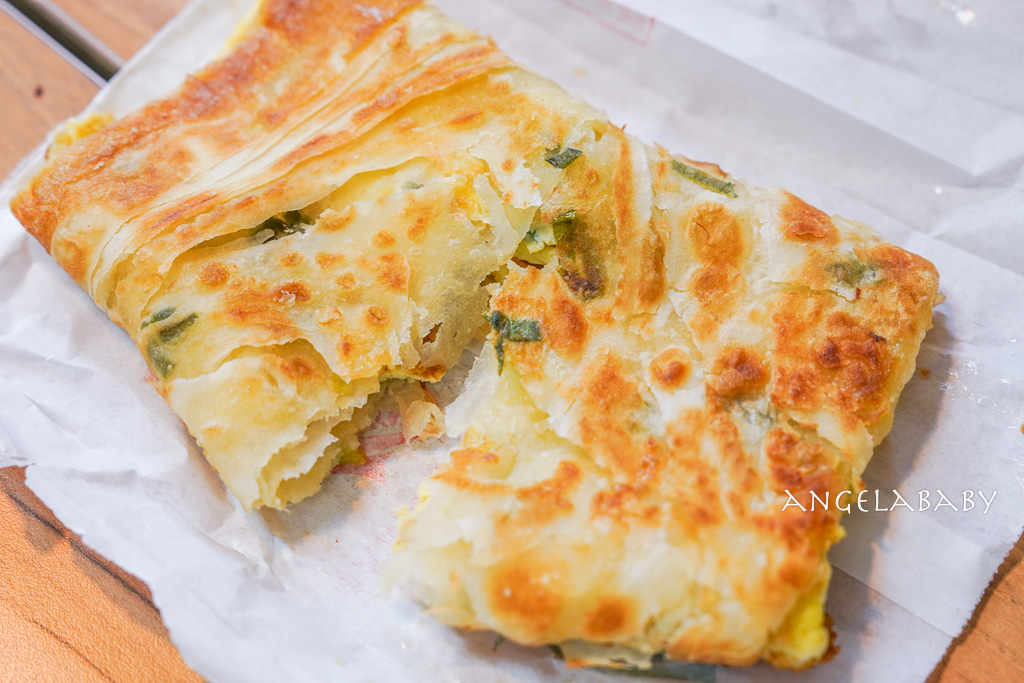 行天宮站美食『喜多士早餐店』純手工揉麵團的酥皮蛋餅 @梅格(Angelababy)享樂日記