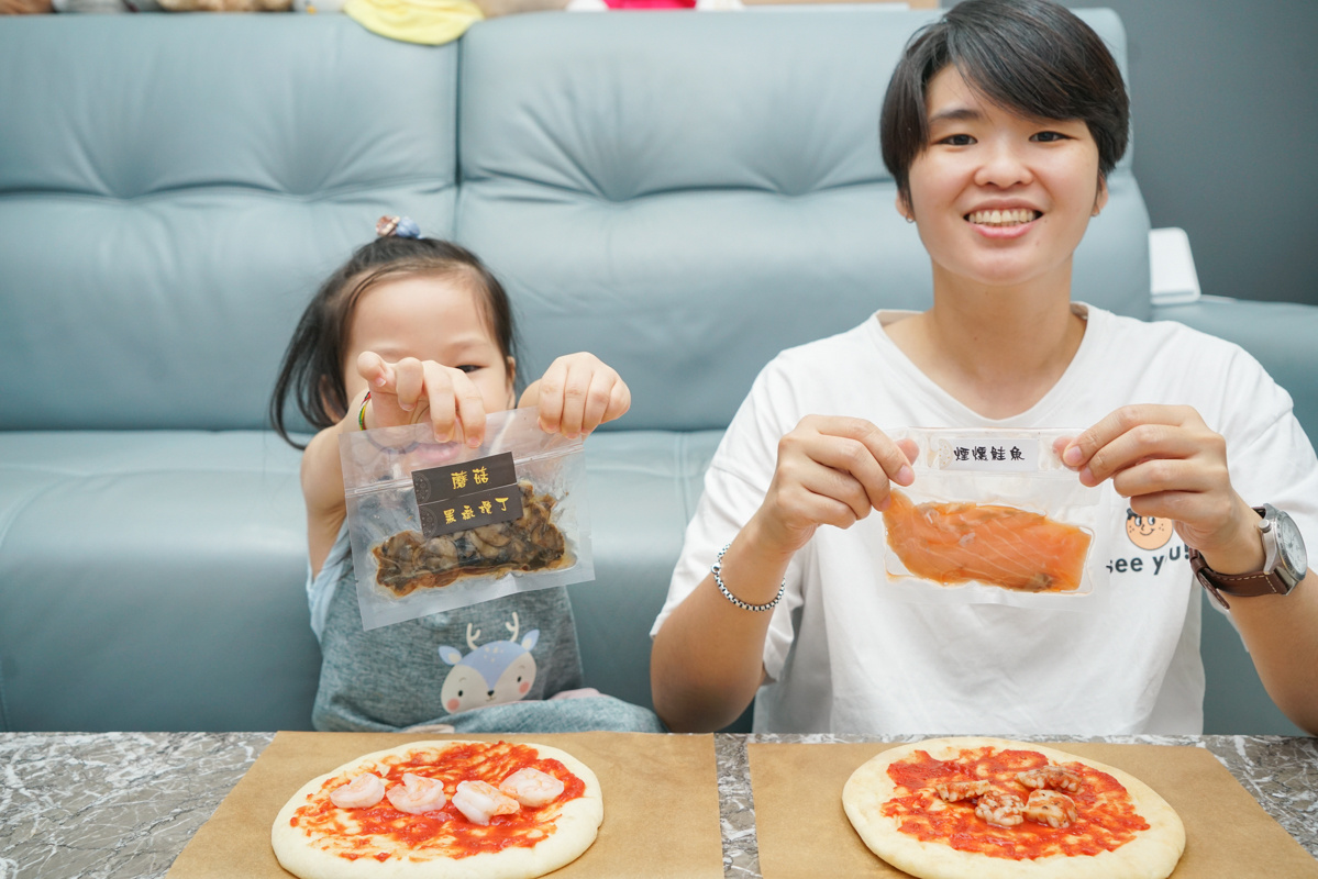 飯店美食｜3個七吋pizza只要888元!!小朋友可以玩的五星飯店玩具、親子手作diy好吃零難度披薩『圓山大飯店牛排館』 @梅格(Angelababy)享樂日記