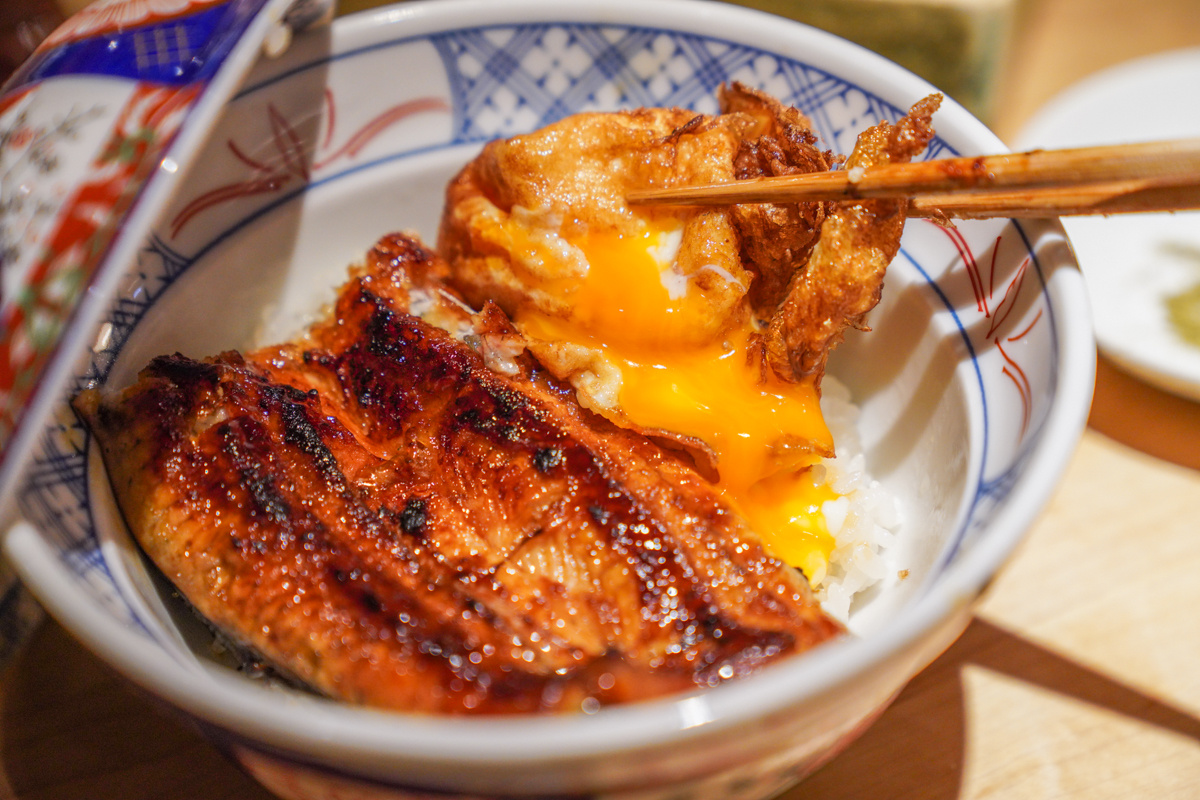 台北鰻魚飯專賣店｜東區忠孝復興站新開幕 好吃日式料理『貓梅齋』菜單、被鰻魚飯擔誤的串燒店 @梅格(Angelababy)享樂日記