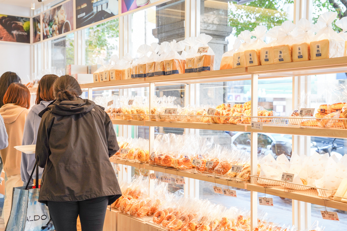 捷運永安市場站新開幕超好吃手作新鮮麵包『馥漫麵包花園』來自台中飄香超過20年的人氣麵包店 @梅格(Angelababy)享樂日記
