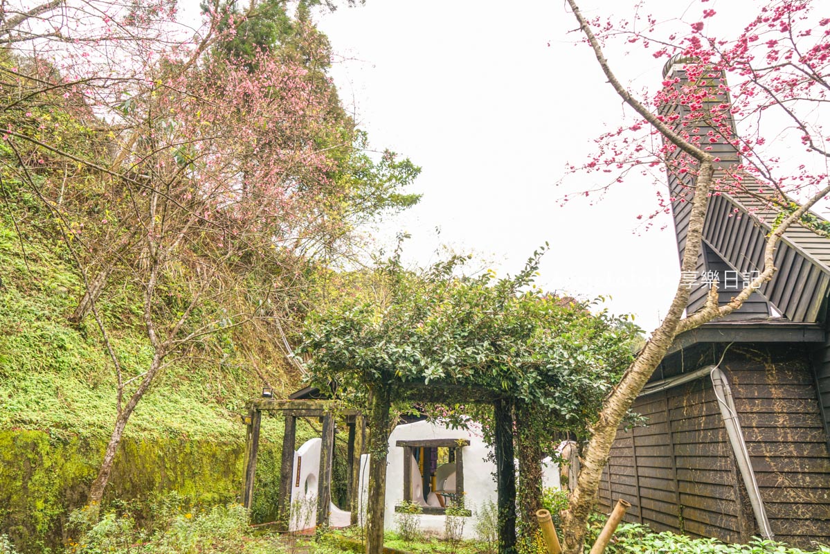 三峽景觀餐廳『花岩山林景觀餐廳』台北賞櫻秘境 @梅格(Angelababy)享樂日記