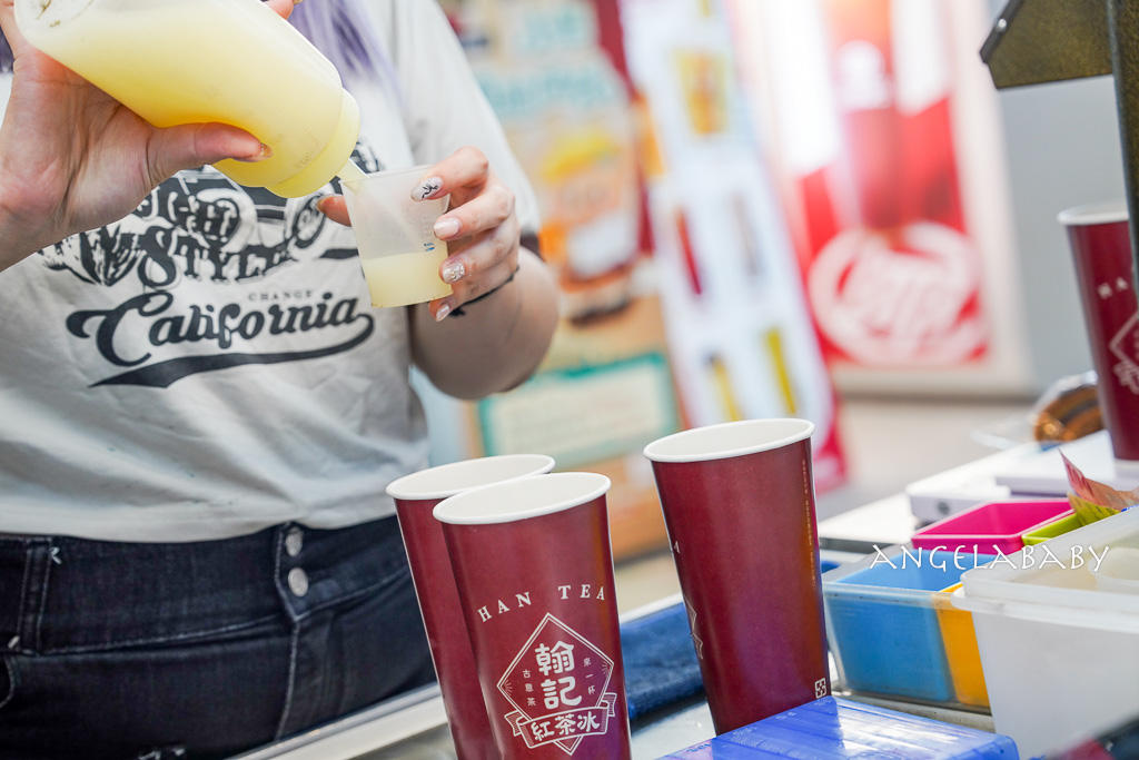逢甲必喝手搖飲｜逢甲排隊紅茶『翰記古早味紅茶冰』好喝紅茶冰推薦 @梅格(Angelababy)享樂日記