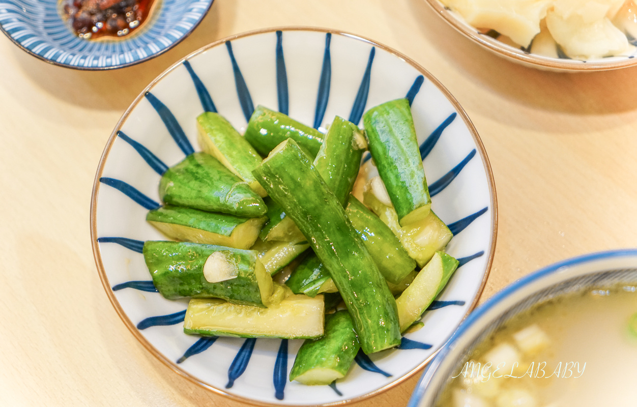 花蓮市美食｜個人獨享雜菜魚頭火鍋、爆料好喝牛雜湯『毛妹牛雜湯』菜單 @梅格(Angelababy)享樂日記