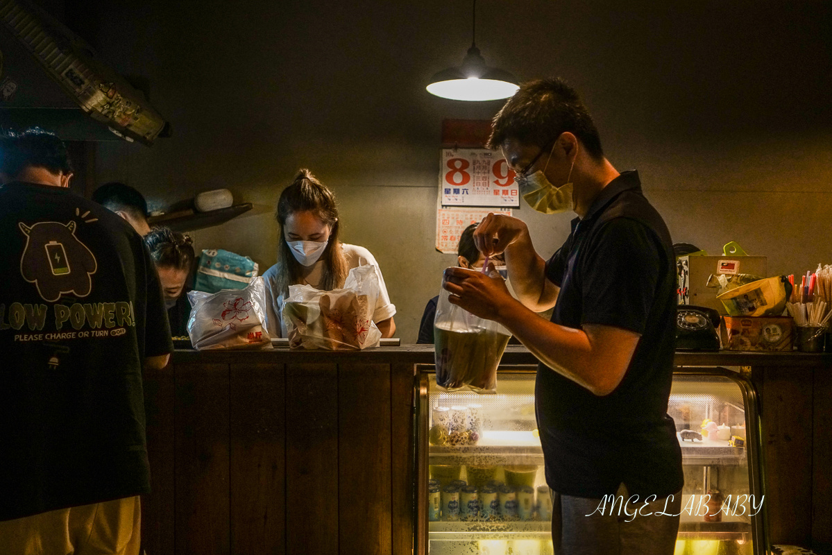 新竹隱藏版深夜吐司｜只賣晚上的傳統味肉排蛋土司『滿美吐司部』價格、新竹宵夜推薦 @梅格(Angelababy)享樂日記