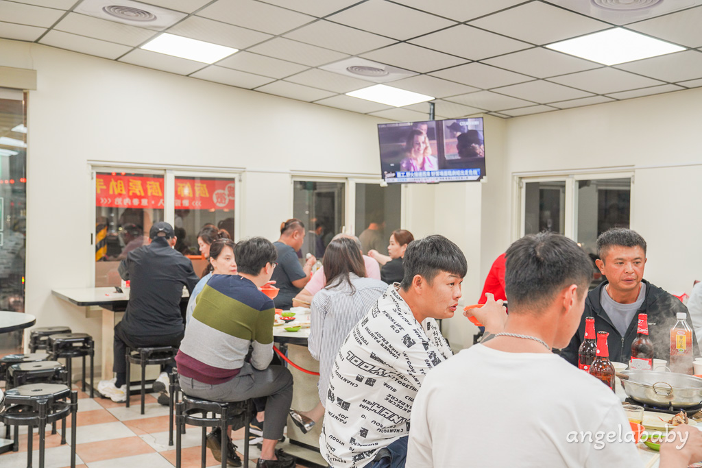 高雄前鎮區美食｜在地飄香二十多年老牌羊肉爐名店『原龍羊肉海產』菜單價格、紅燒羊肉爐 @梅格(Angelababy)享樂日記