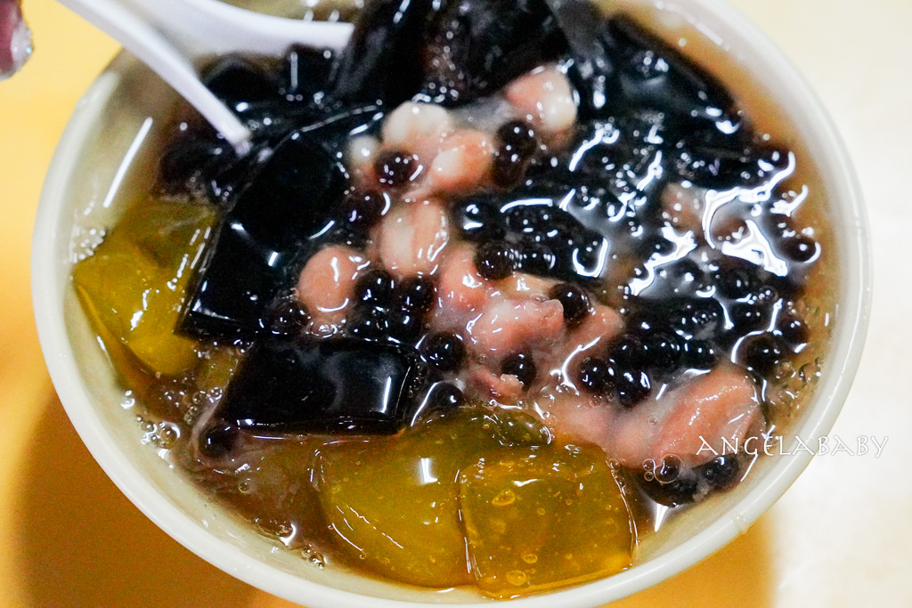 新莊美食『古早味豆花』手工製作的好吃古早味傳統豆花、古早味豆花價格 @梅格(Angelababy)享樂日記