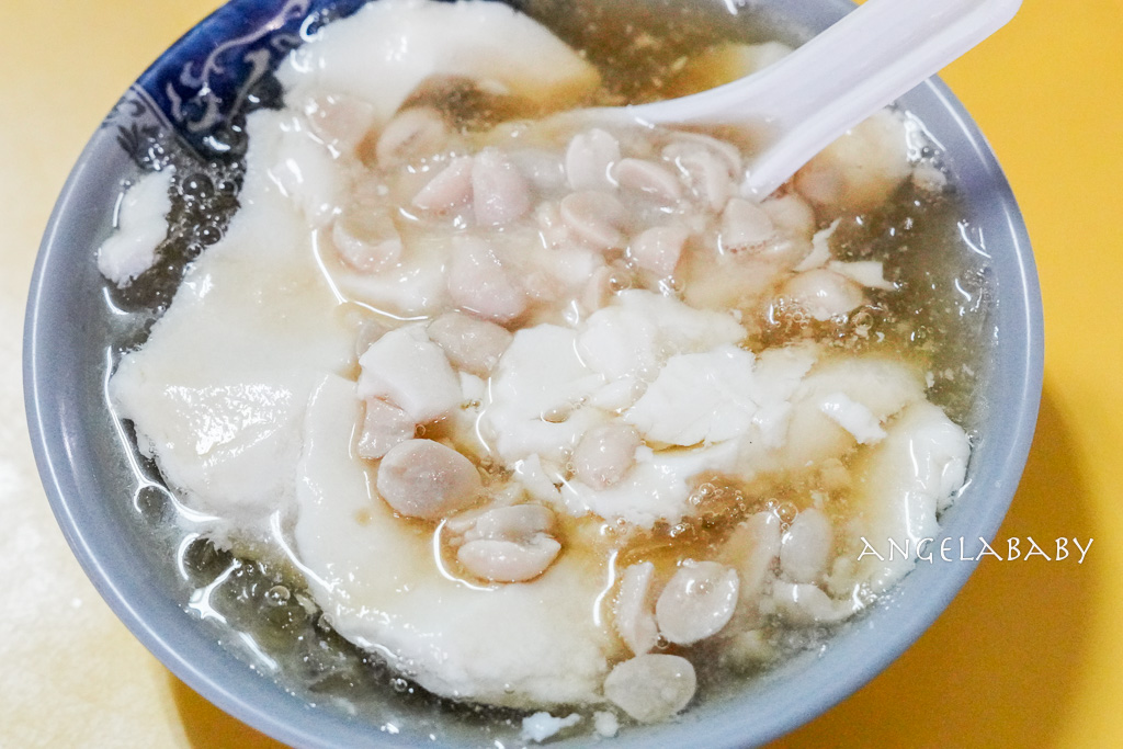 新莊美食『古早味豆花』手工製作的好吃古早味傳統豆花、古早味豆花價格 @梅格(Angelababy)享樂日記