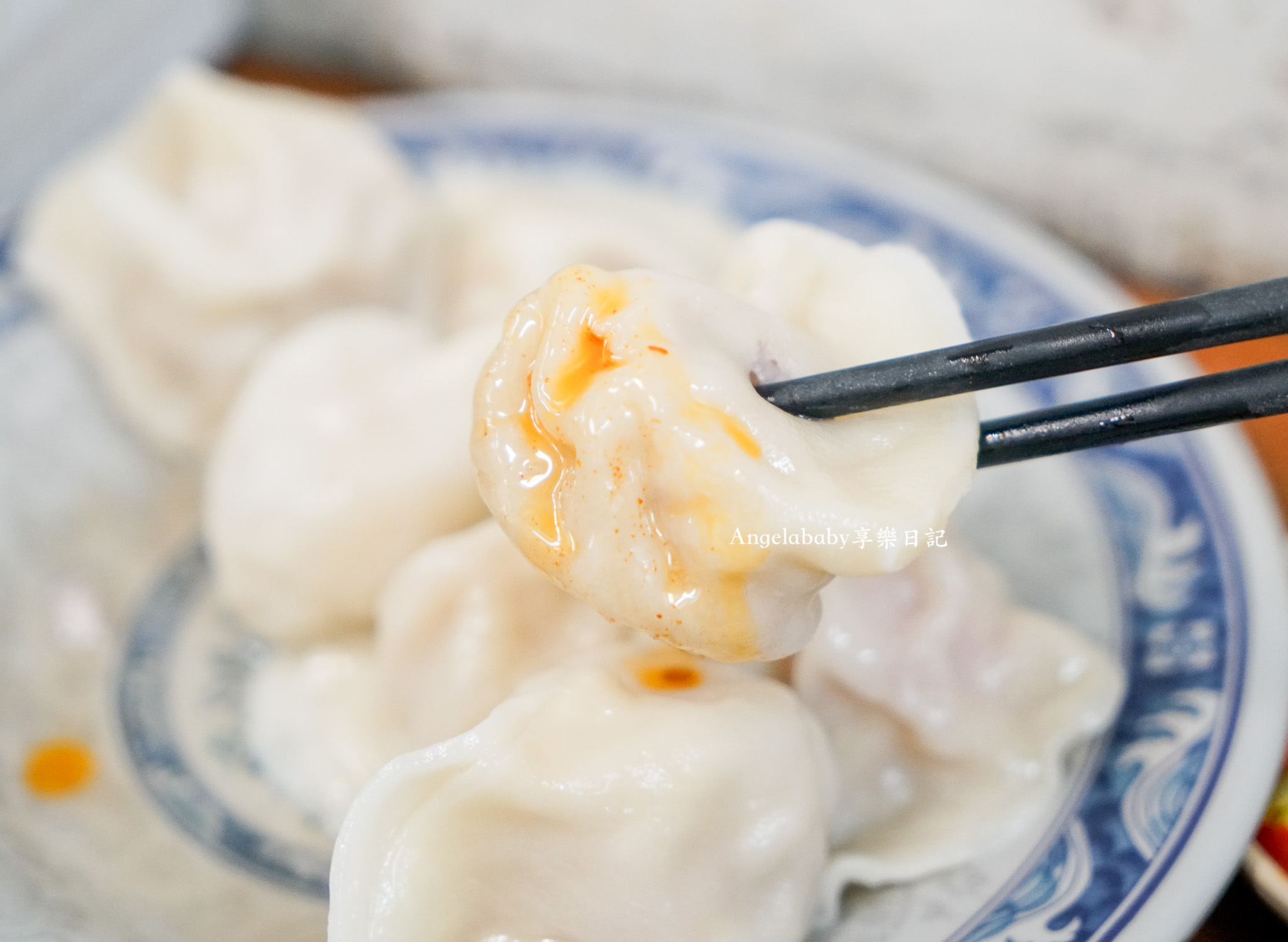 西門美食｜電影街好吃水餃『豪季水餃專賣店』菜單、皮Ｑ餡飽滿的銅板蝦仁水餃 @梅格(Angelababy)享樂日記