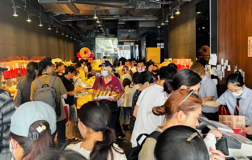 葡吉麵包店｜台南排隊老字號麵包店、台南必買伴手禮推薦、葡吉麵包價格、出爐時間、預購方式 @梅格(Angelababy)享樂日記
