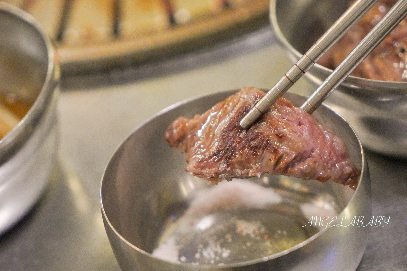 弘大站必吃韓國烤肉｜連韓國天團BIGBANG也愛的真韓牛烤肉店『朝鮮火爐』菜單價格 @梅格(Angelababy)享樂日記