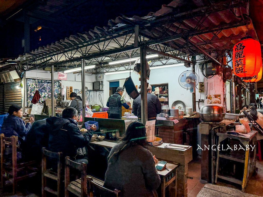 延三夜市必比登美食『高麗菜飯 原汁排骨湯』巨無霸排骨湯清甜肉多過癮 @梅格(Angelababy)享樂日記