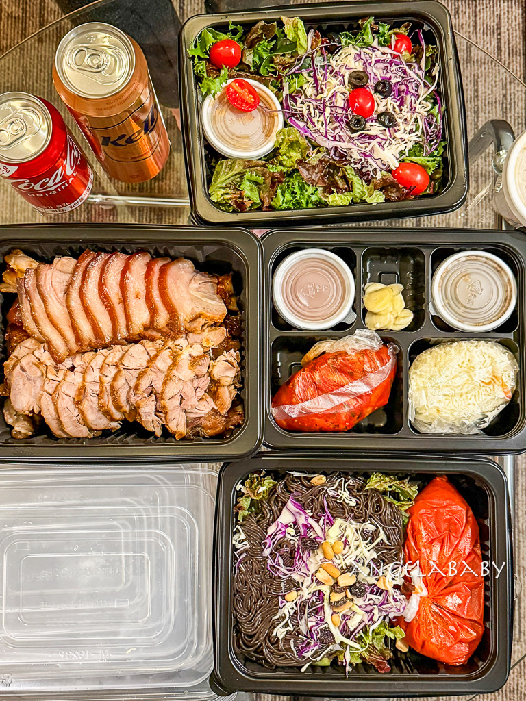 首爾弘大美食｜超好吃蒜味豬腳『 豬腳小姐 Myth猪蹄』菜單價格、弘大站9號出口 @梅格(Angelababy)享樂日記