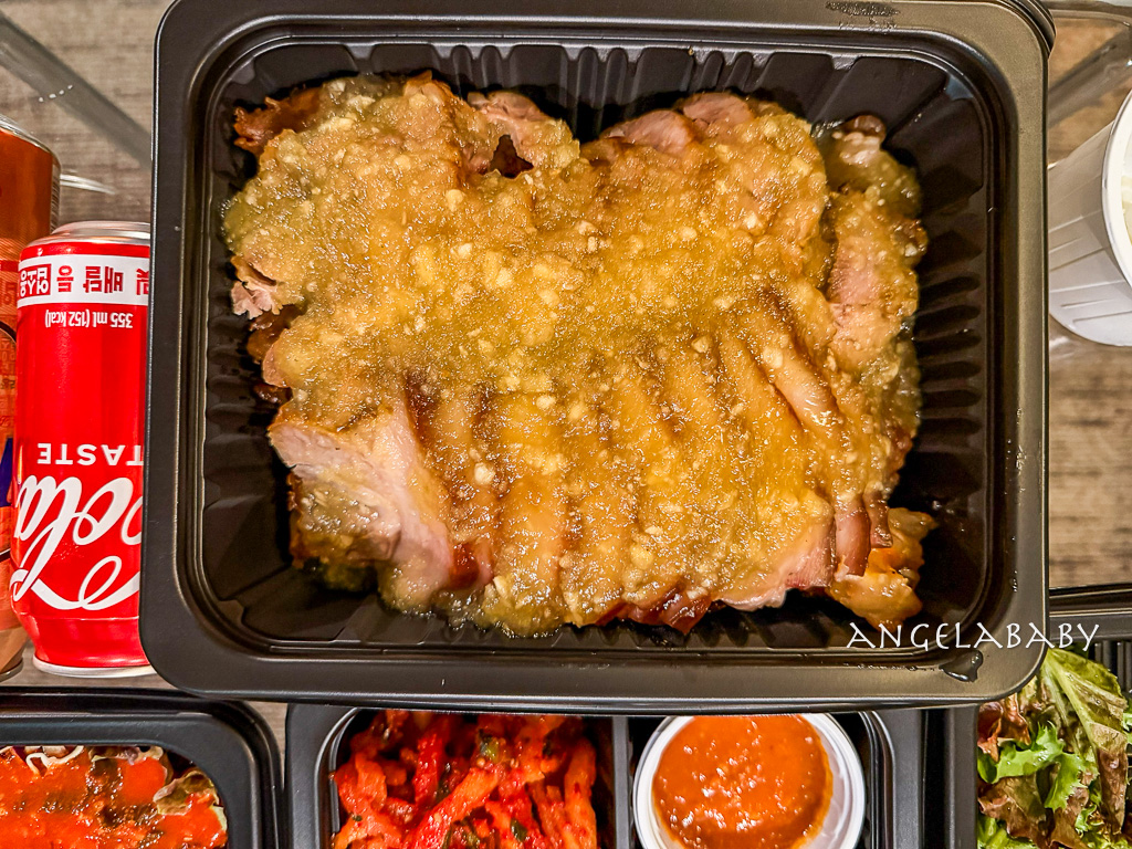 首爾弘大美食｜超好吃蒜味豬腳『 豬腳小姐 Myth猪蹄』菜單價格、弘大站9號出口 @梅格(Angelababy)享樂日記