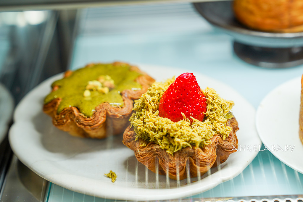 六張犁站甜點『午冬甜點』｜台北人氣千層蛋糕、午冬甜點價格、台北外帶甜點推薦 @梅格(Angelababy)享樂日記