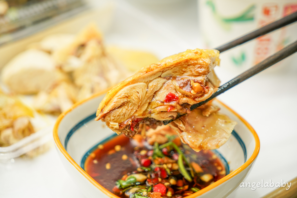 新莊隱藏版美食『家食心地』招牌：芋頭米粉、白斬玉米雞、炸醬乾麵、豬皮 @梅格(Angelababy)享樂日記