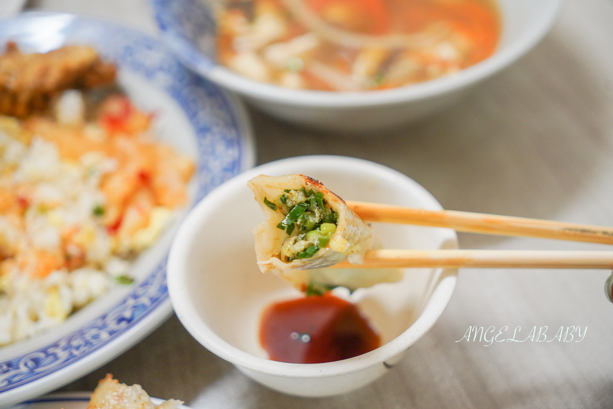 西門萬年美食『店小二』好吃排骨蛋炒飯、萬年大樓必吃推薦 @梅格(Angelababy)享樂日記