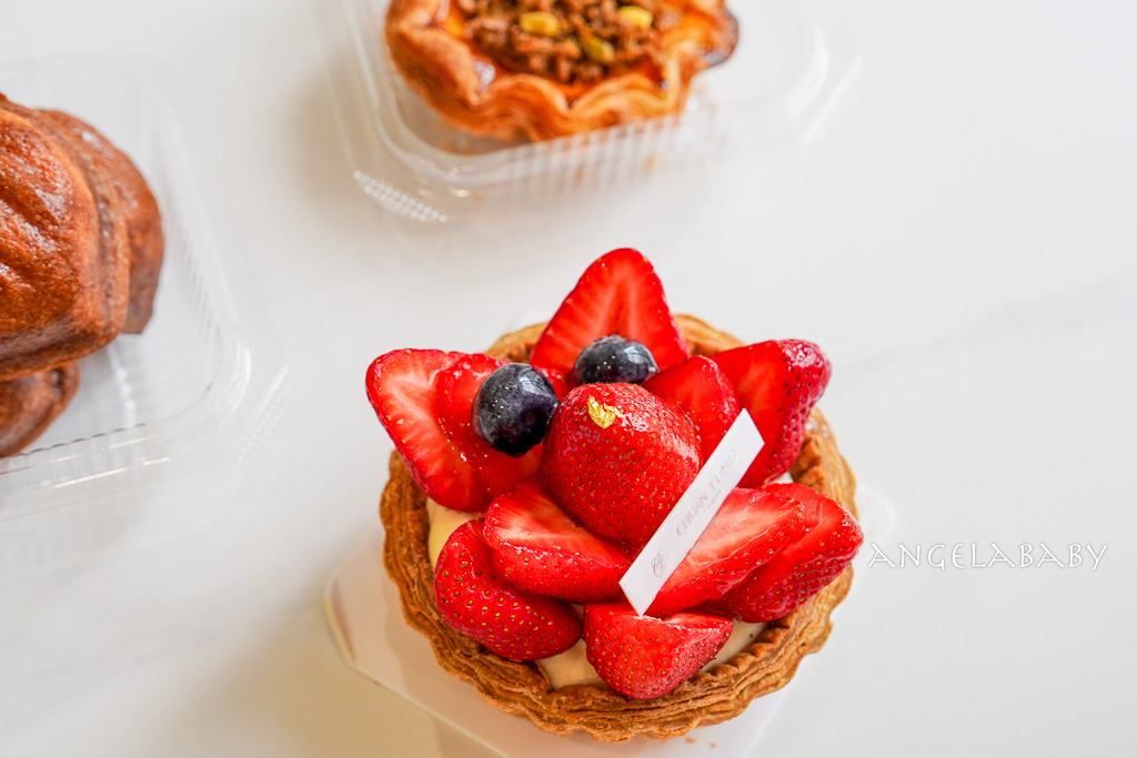 天母芝山站美食『全統西點麵包』不預購吃不到的杜拜巧克力,芋頭控必吃芋頭甜點、台北好吃生日蛋糕 @梅格(Angelababy)享樂日記 天母芝山站美食『全統西點麵包』不預購吃不到的杜拜巧克力,芋頭控必吃芋頭甜點、台北好吃生日蛋糕 @梅格(Angelababy)享樂日記