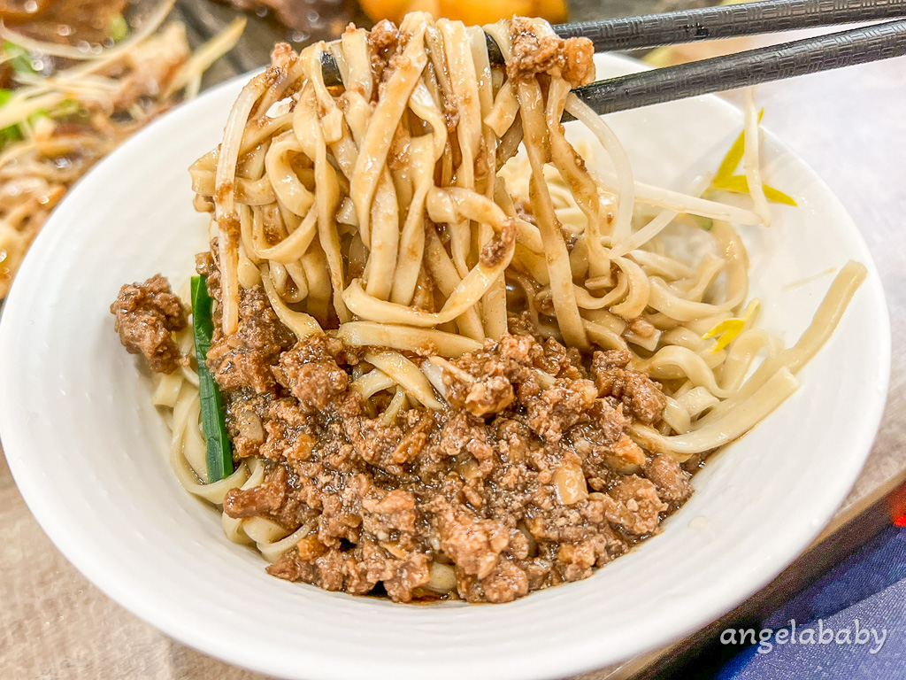 西門美食『程味珍意麵滷味』賣到深夜3點半的平價小吃麵店、滷味推薦 @梅格(Angelababy)享樂日記