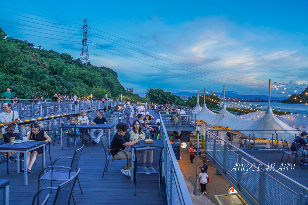 「關渡碼頭貨櫃市集」雙北最新約會、打卡熱點！夕陽河畔美景/美食攤位/交通/ 兒童沙坑噴水池超chill @梅格(Angelababy)享樂日記