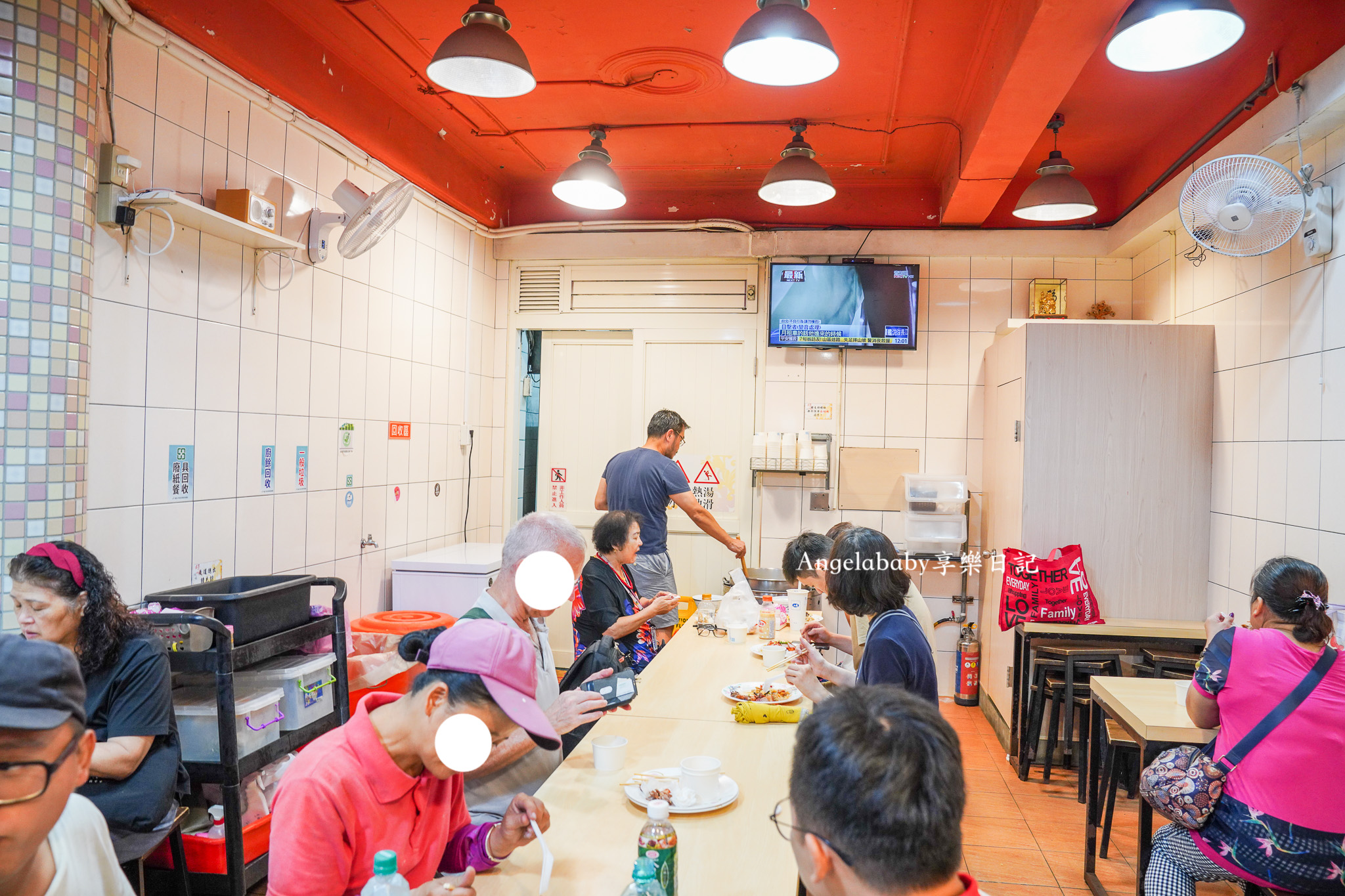 台北車站排隊美食『好味港式快餐』好味燒臘店、好吃脆皮燒肉 @梅格(Angelababy)享樂日記