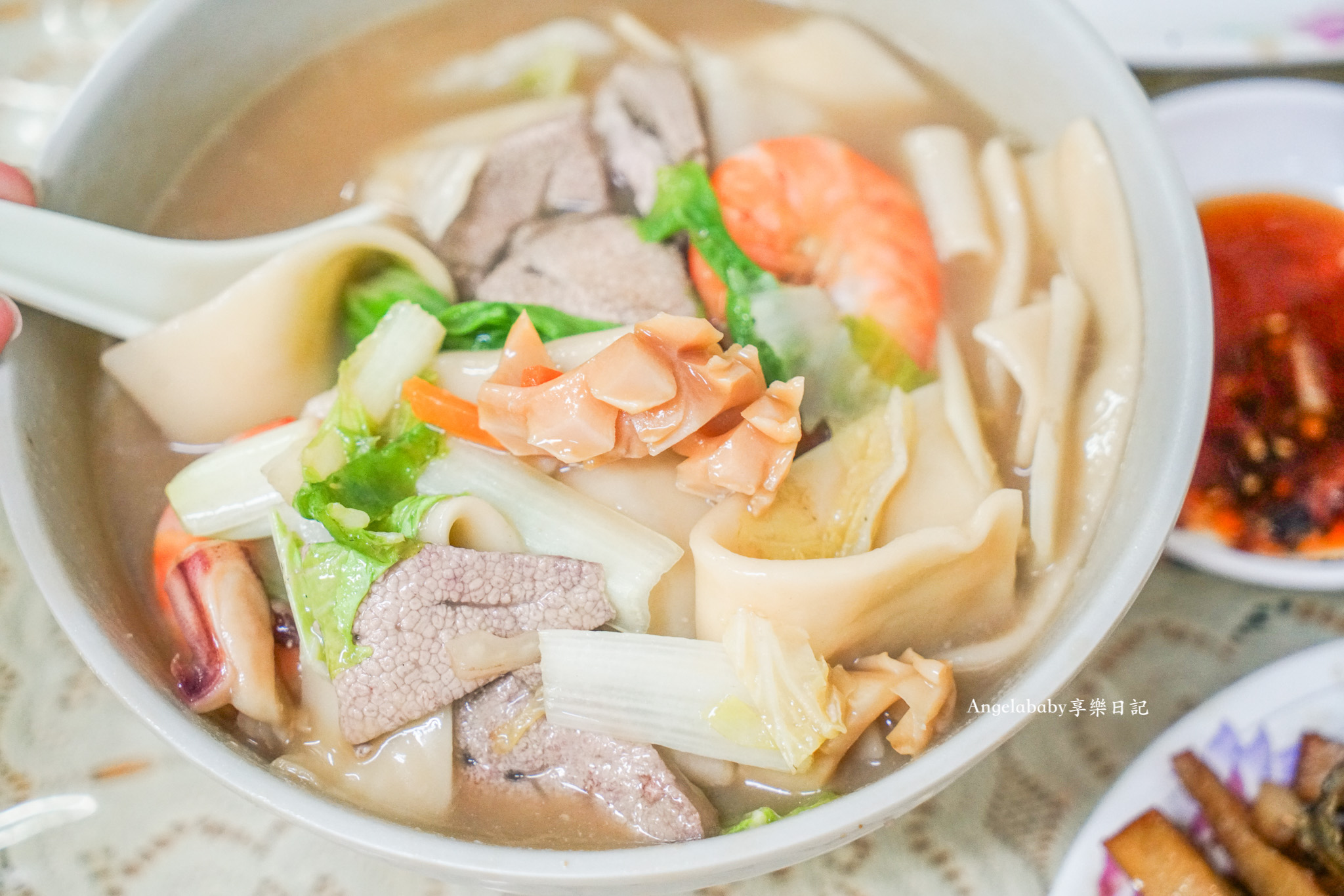 新莊美食｜大眾廟旁的超好喝綠豆沙『讚豆』花生冰沙更厲害 @梅格(Angelababy)享樂日記