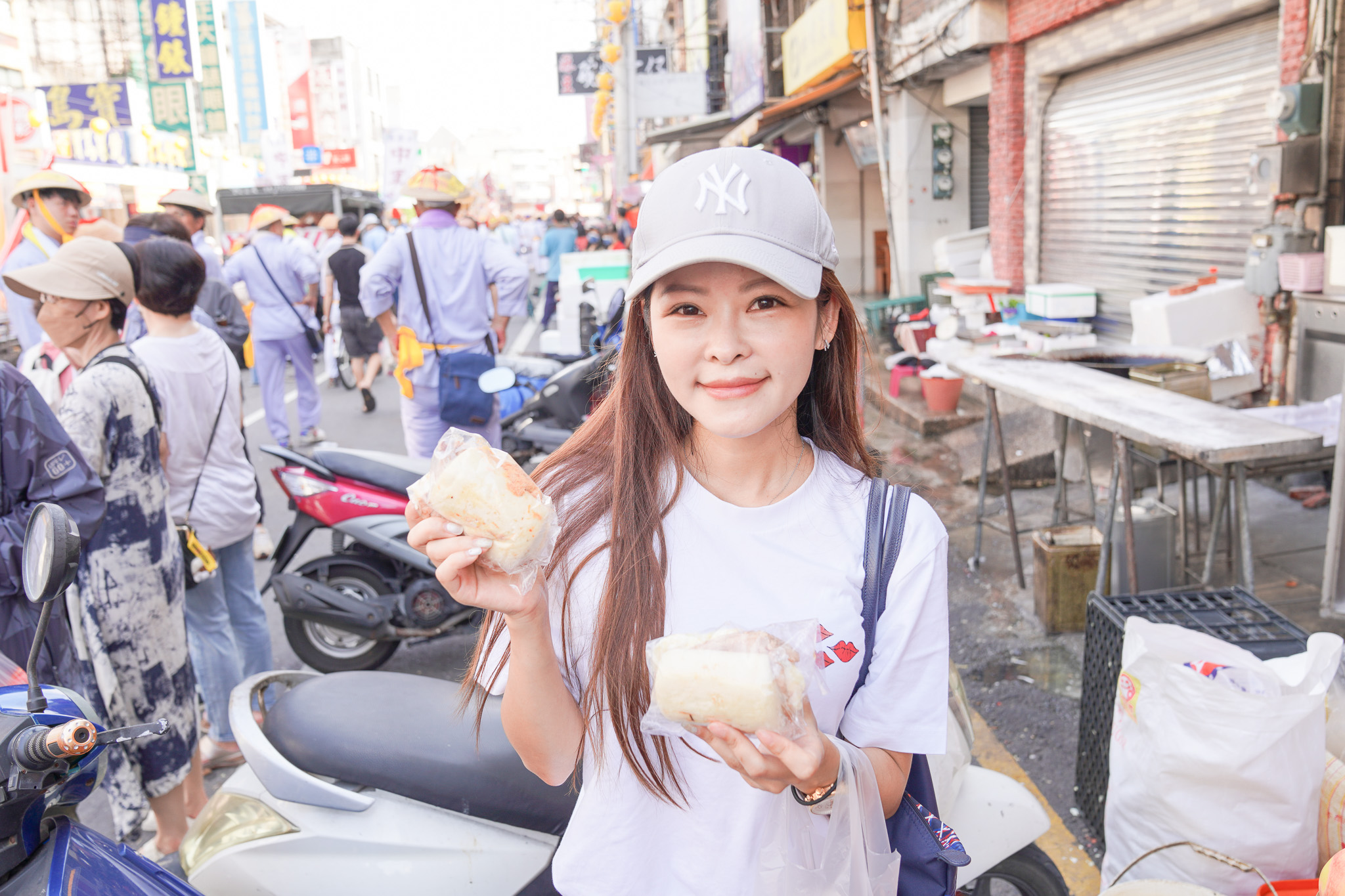 東港必吃『佳吉碳烤饅頭』一顆20塊的純炭火烤饅頭 @梅格(Angelababy)享樂日記