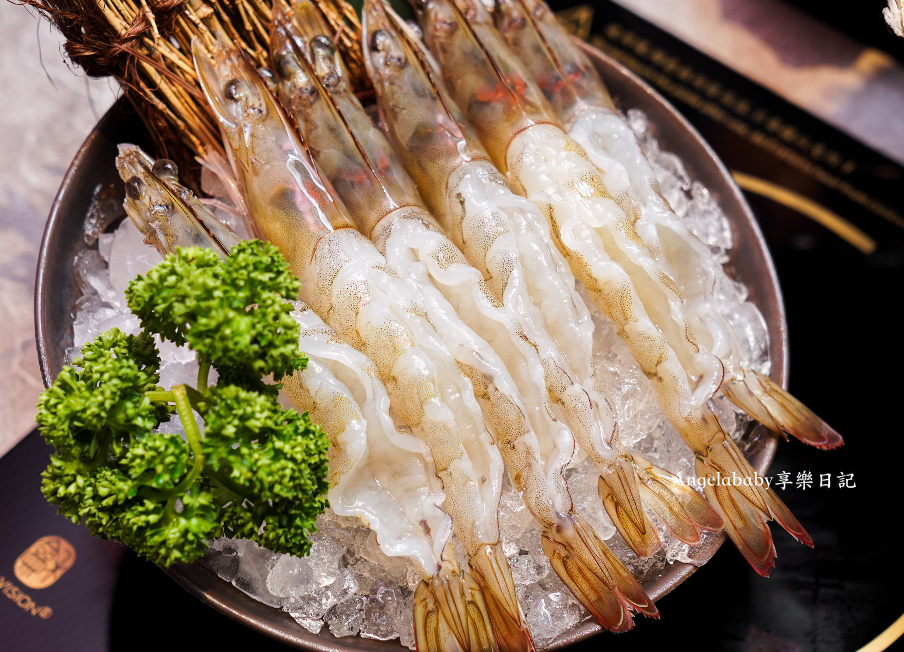 台中頂級鍋物『初美涮涮鍋』和牛火鍋、活體海鮮火鍋、甜點飲料都太強 @梅格(Angelababy)享樂日記