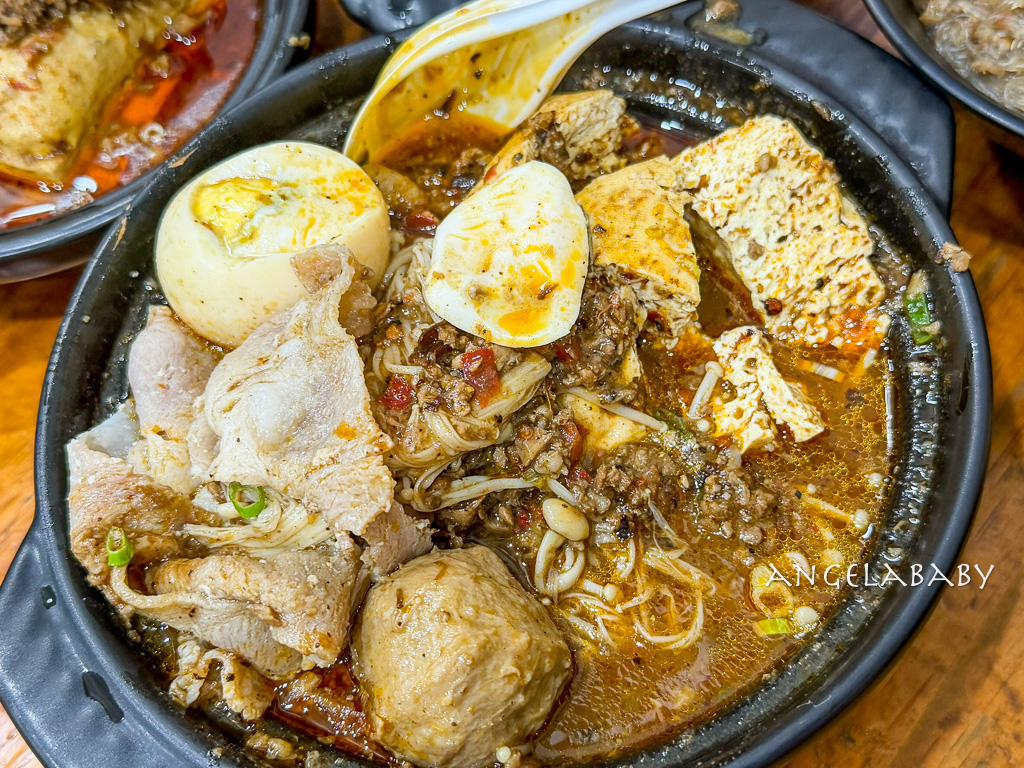 簡師傅麻辣臭豆腐｜中壢好吃麻辣臭豆腐、中壢夜市美食 @梅格(Angelababy)享樂日記