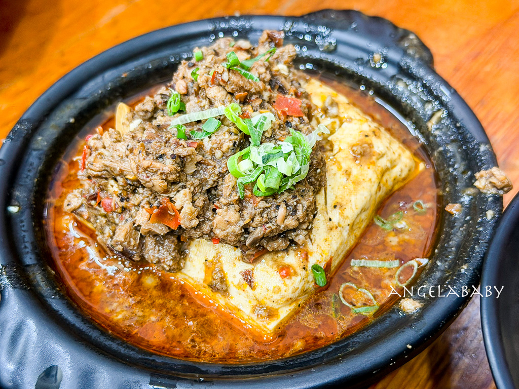 簡師傅麻辣臭豆腐｜中壢好吃麻辣臭豆腐、中壢夜市美食 @梅格(Angelababy)享樂日記