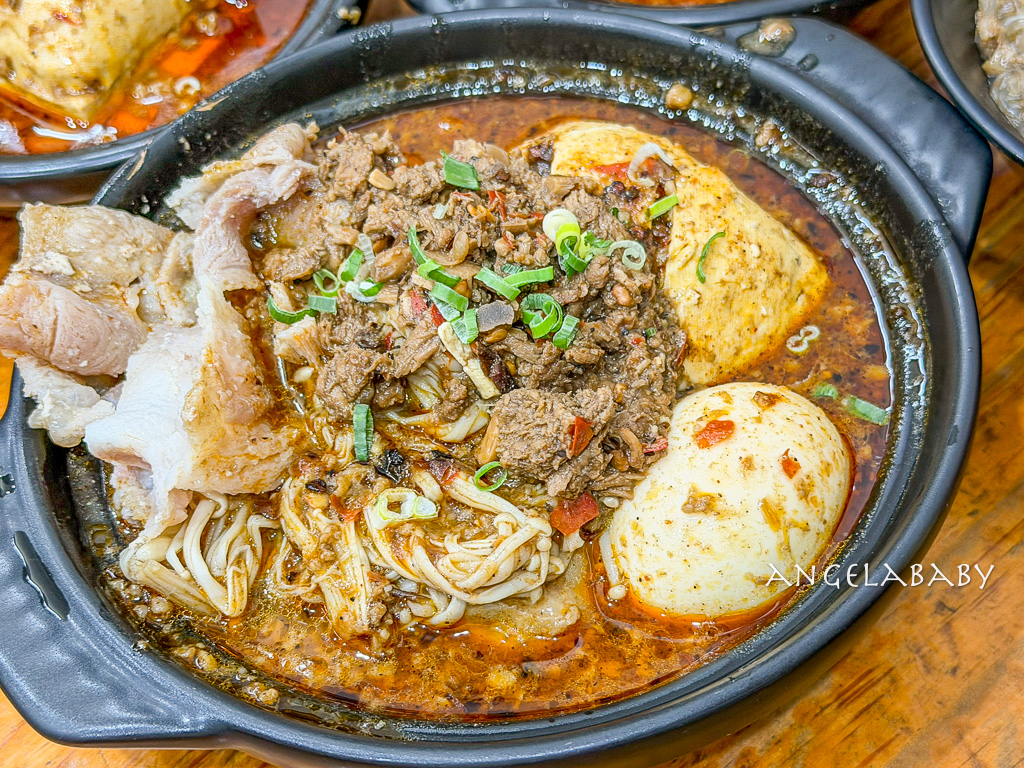 簡師傅麻辣臭豆腐｜中壢好吃麻辣臭豆腐、中壢夜市美食 @梅格(Angelababy)享樂日記