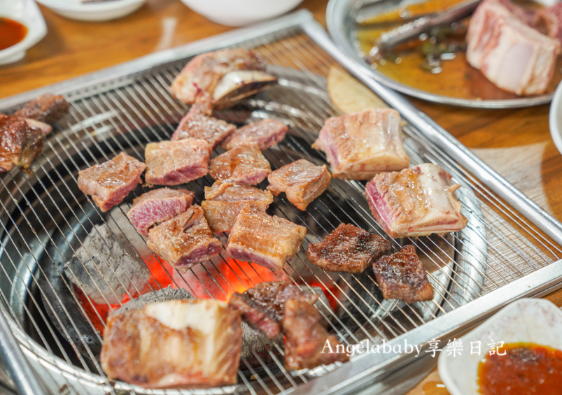 京畿道美食｜抱川『김미자할머니갈비집』元祖李東金美子奶奶排骨抱川二東總店 @梅格(Angelababy)享樂日記