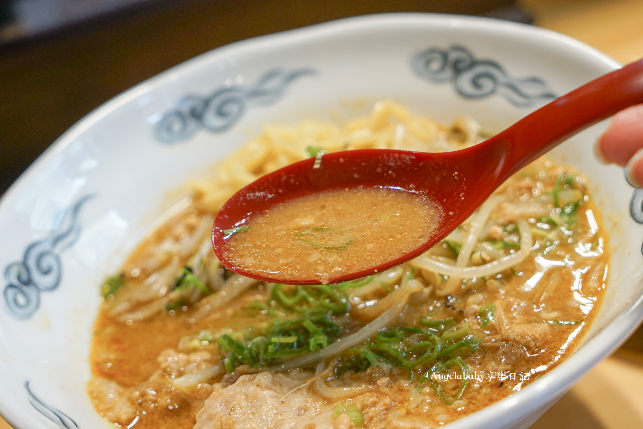 鳥取車站美食『味噌麺処 頂』tabelog3.16分人氣味噌拉麵、有鑊氣香的炒菜拉麵、好吃炸雞推薦 @梅格(Angelababy)享樂日記