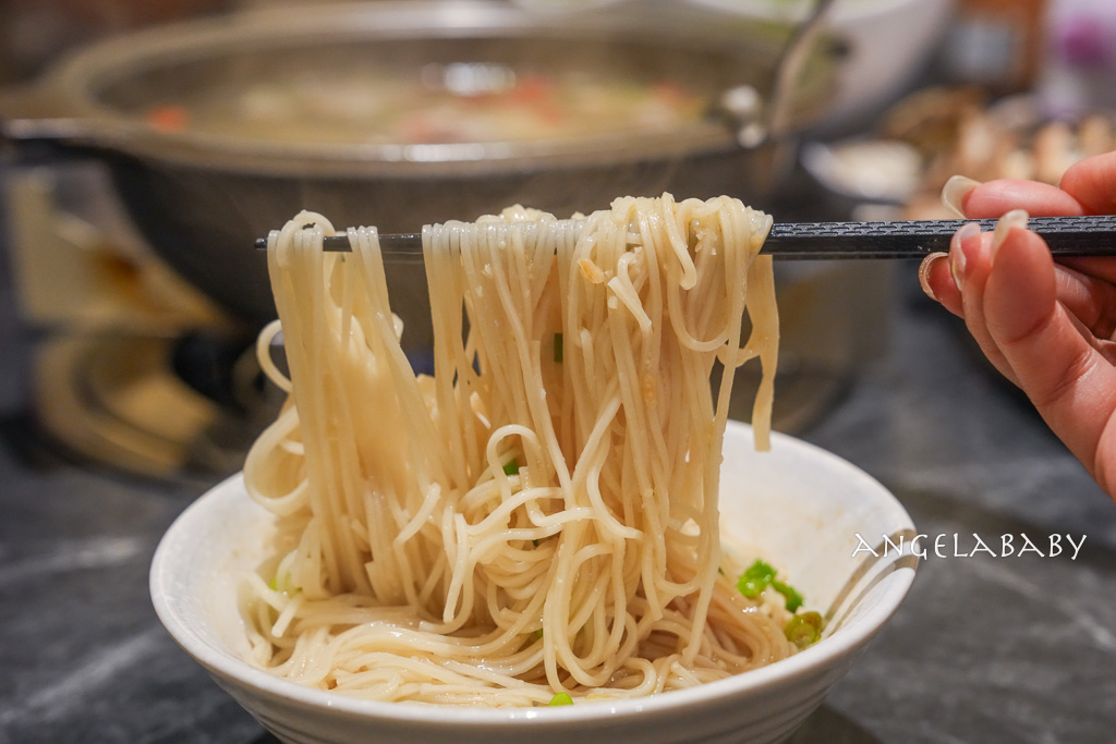 基隆火鍋｜湯頭清甜帶皮羊肉爐『福記蔬菜羊肉』價格、蔬菜羊肉爐推薦 @梅格(Angelababy)享樂日記