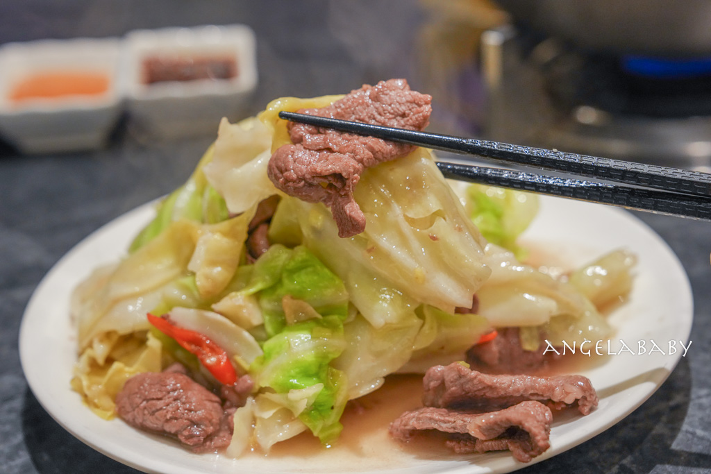 基隆火鍋｜湯頭清甜帶皮羊肉爐『福記蔬菜羊肉』價格、蔬菜羊肉爐推薦 @梅格(Angelababy)享樂日記
