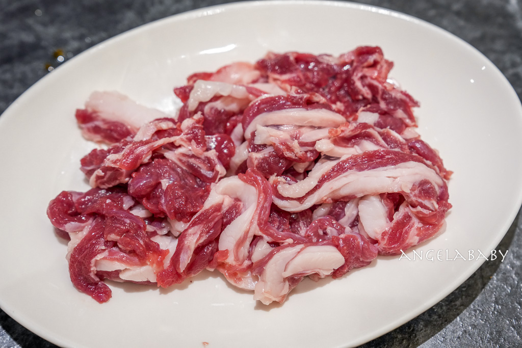 基隆火鍋｜湯頭清甜帶皮羊肉爐『福記蔬菜羊肉』價格、蔬菜羊肉爐推薦 @梅格(Angelababy)享樂日記