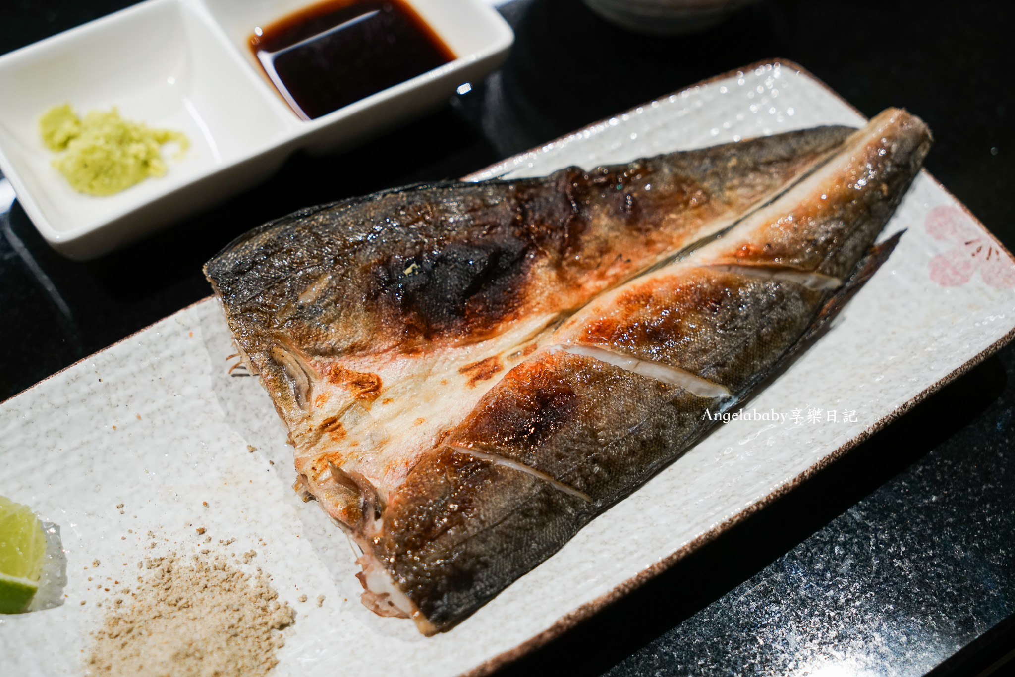 八里日本料理丼飯『沙西米』停車、來自基隆漁港的新鮮生魚片、平價海鮮丼 @梅格(Angelababy)享樂日記