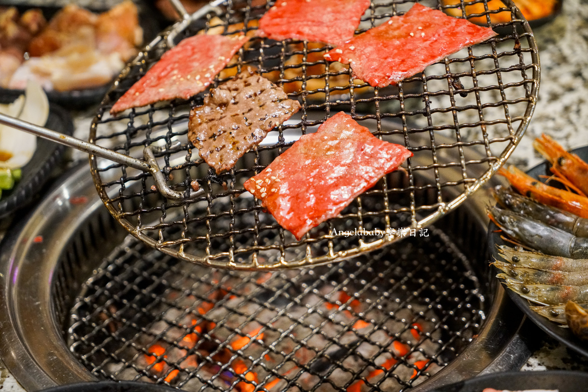 中壢燒肉吃到飽『Oh ! Yaki 精緻燒肉吃到飽-中壢店』尾牙聚餐、中壢燒烤吃到飽、M9和牛、鮑魚、比臉大牛排無限供應 @梅格(Angelababy)享樂日記