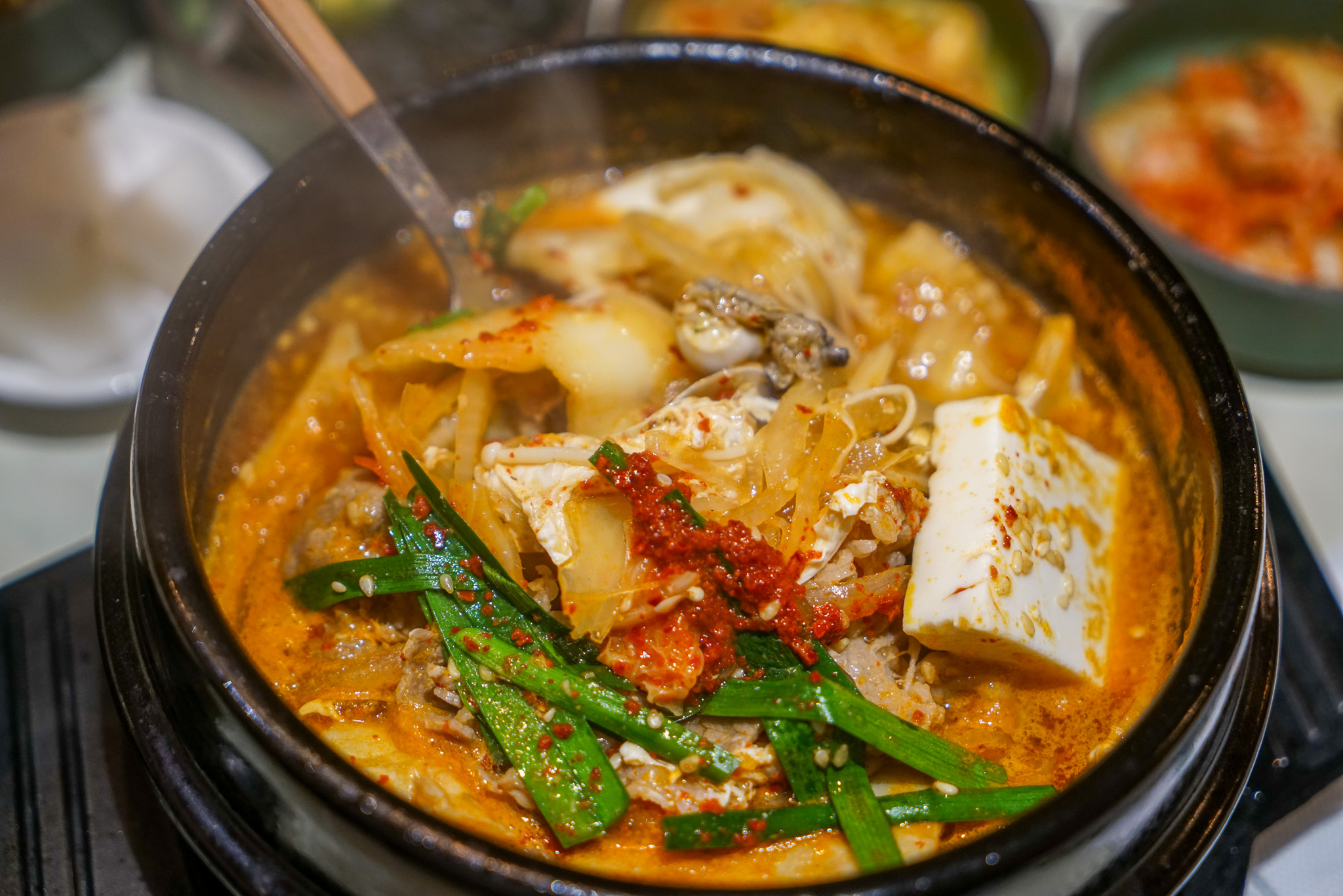 中山站韓國料理｜超人氣打卡美食『娘子家咖啡』賣的是韓式拌飯、豆腐鍋 @梅格(Angelababy)享樂日記