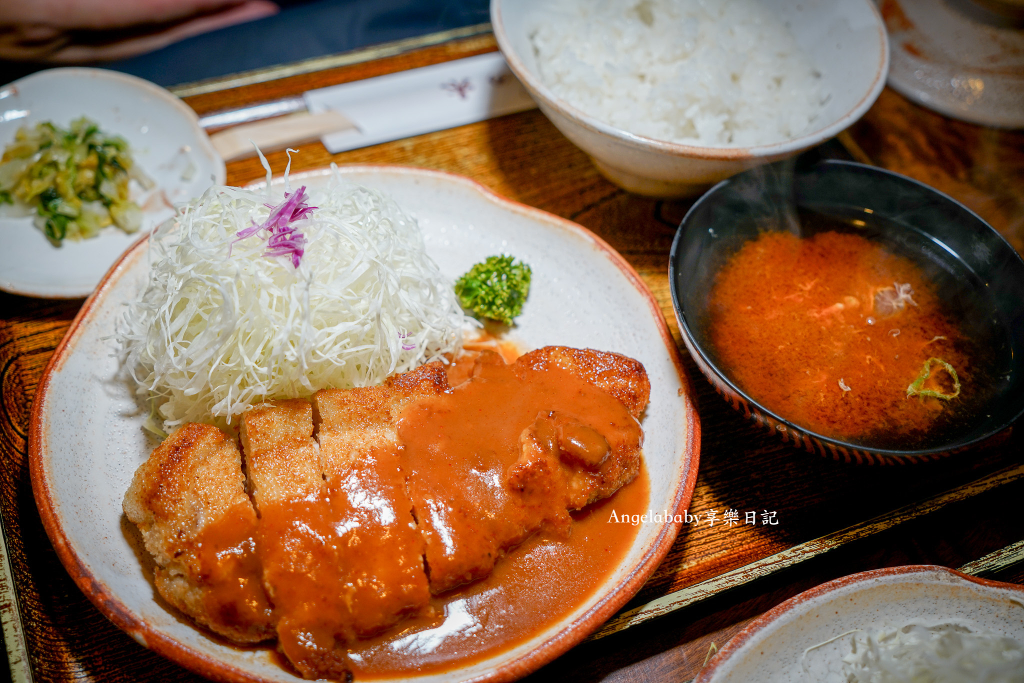 倉敷車站人氣美食『味噌猪排 梅的木』米其林推薦美食みそかつ梅の木、Tabelog3.52分 @梅格(Angelababy)享樂日記