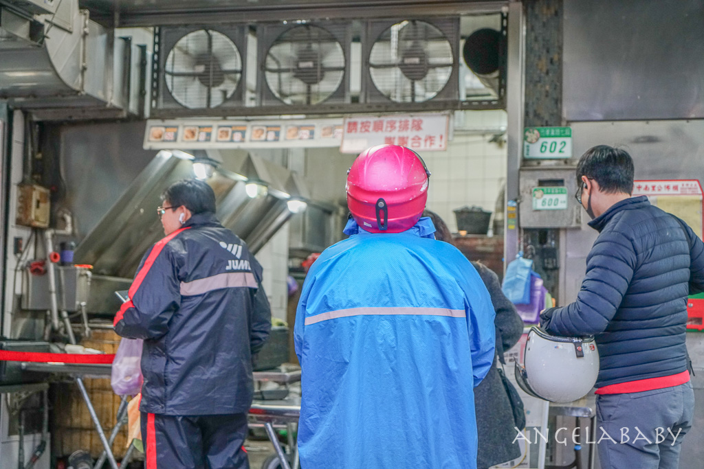 南港老張燒餅店｜南港排隊美食、南港500盤2碗美食推薦 @梅格(Angelababy)享樂日記