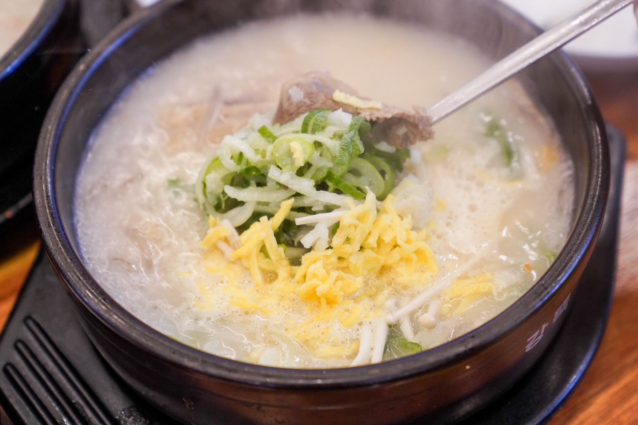 釜山24小時美食『남포설렁탕』乳白色鮮美南浦雪濃湯、Naver4.33分評價超高老店 @梅格(Angelababy)享樂日記
