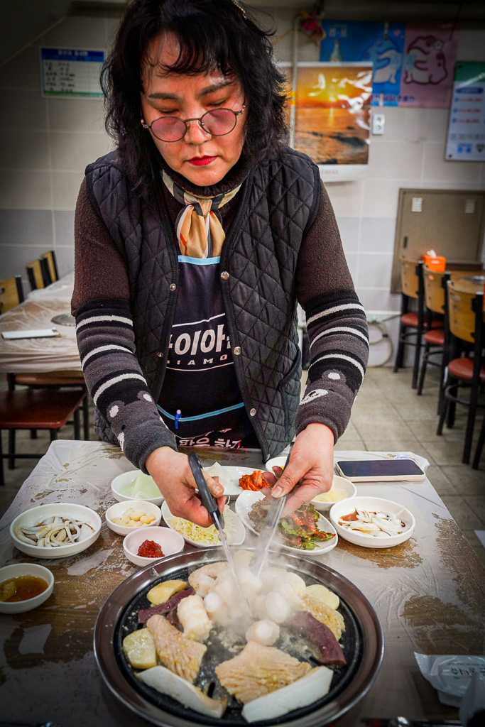 釜山札嘎其美食｜烤牛腸、內臟專賣店『대정양곱창』Naver4.57、釜山烤牛腸 @梅格(Angelababy)享樂日記