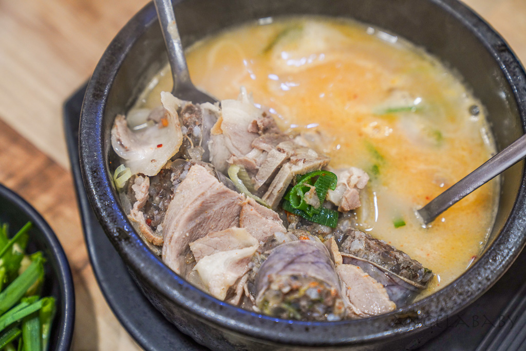 釜山西面24小時美食『水營本家 豬肉湯飯』 수영본가돼지국밥、Naver4.52分 @梅格(Angelababy)享樂日記