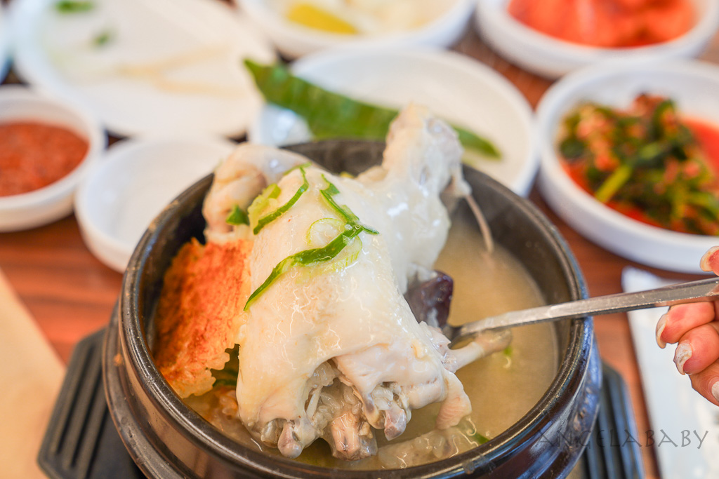 海雲台美食｜釜山鍋巴蔘雞湯『이우철한방누룽지삼계탕 해운대점』中洞站美食 @梅格(Angelababy)享樂日記