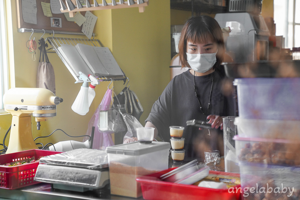 高雄好吃蛋糕『LIGHT 3 CAFE 亮三咖啡』不接受訂位採現場候位、好吃草莓蛋糕 @梅格(Angelababy)享樂日記