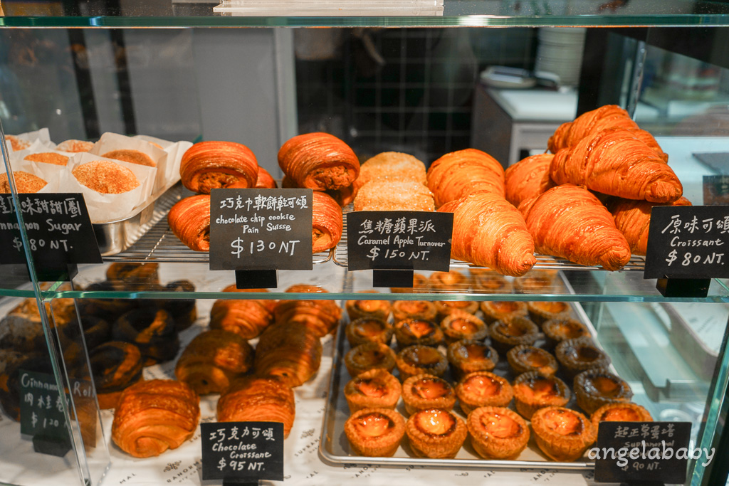 中山人氣早午餐『Supranormal Bakery Cafe 赤峰店』菜單、煙燻鮭魚酪梨吐司、熱辣蝦仁嫩蛋可頌都太強、好吃蛋塔 @梅格(Angelababy)享樂日記