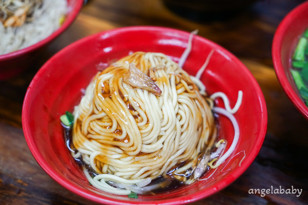 蘆洲美食｜在地熱賣30年好吃切仔麵『添丁切仔麵』菜單、蘆洲黑白切 @梅格(Angelababy)享樂日記